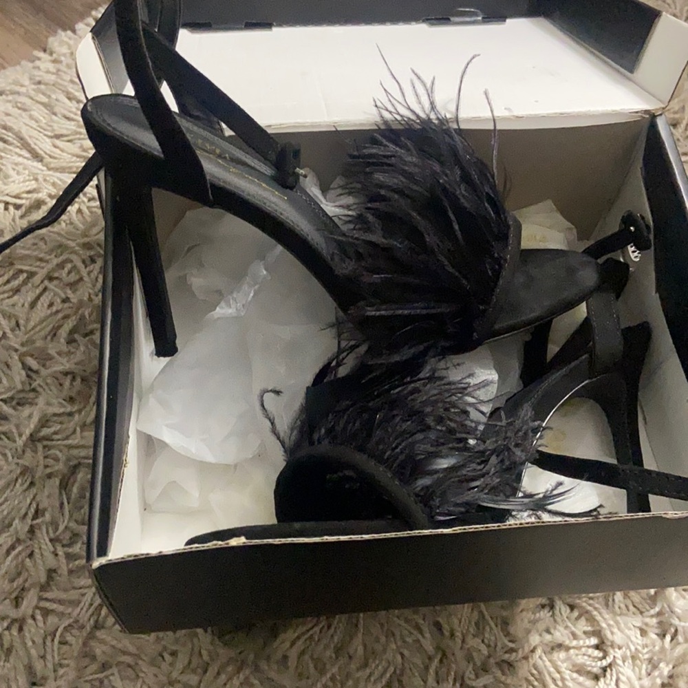 Feather Strap Stilleto